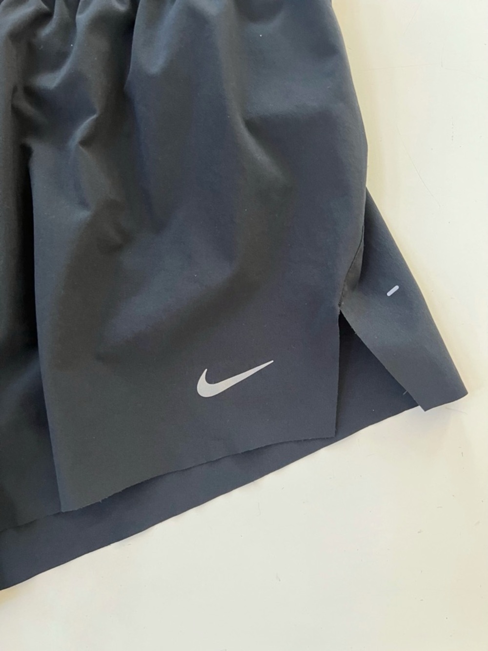 Nike Swift Dri-FIT Running Shorts Black Womens Small Built In Liner Athletic Gym - Picture 2 of 4